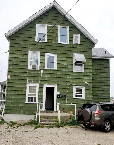 206 Dulude Ave, Woonsocket, RI 02895 photo 3