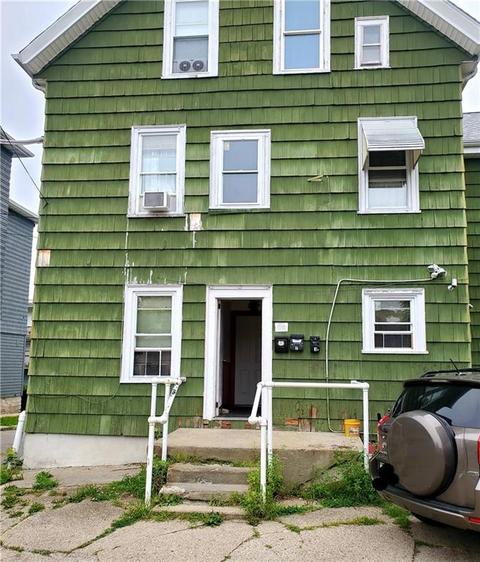 206 Dulude Ave, Woonsocket, RI 02895 photo 2