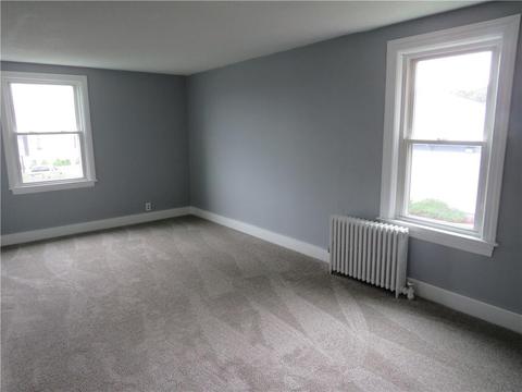 35 Carriere Ave, Woonsocket, RI 02895 photo 10
