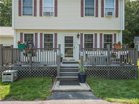 353 Commonwealth Ave, Warwick, RI 02886 photo 2