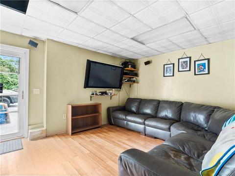 353 Commonwealth Ave, Warwick, RI 02886 photo 18