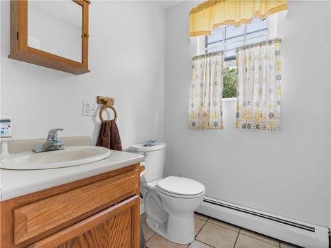 353 Commonwealth Ave, Warwick, RI 02886 photo 12