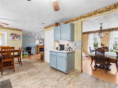 353 Commonwealth Ave, Warwick, RI 02886 photo 7
