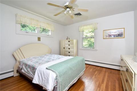 275 Commonwealth Ave, Warwick, RI 02886 photo 25