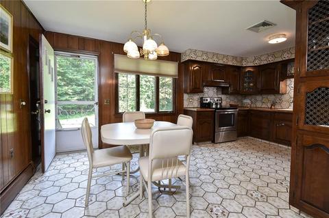 275 Commonwealth Ave, Warwick, RI 02886 photo 26