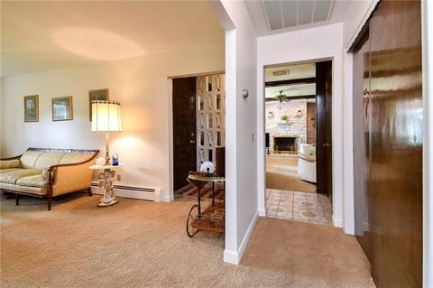 275 Commonwealth Ave, Warwick, RI 02886 photo 17