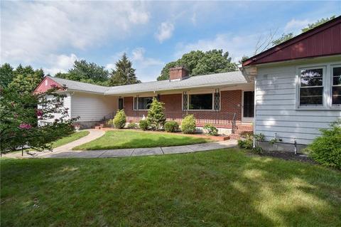 275 Commonwealth Ave, Warwick, RI 02886 photo 1