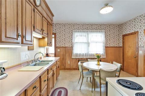 386 Providence St, Woonsocket, RI 02895 photo 21