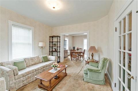 386 Providence St, Woonsocket, RI 02895 photo 15