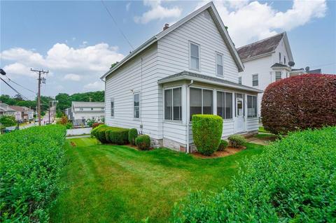 386 Providence St, Woonsocket, RI 02895 photo 4