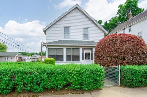 386 Providence St, Woonsocket, RI 02895 photo 8