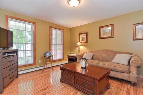4 Cranberry Rd, Warren, RI 02885 photo 10
