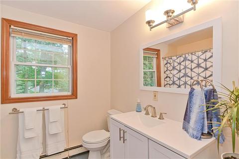 4 Cranberry Rd, Warren, RI 02885 photo 21