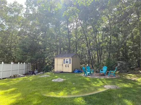 3 Peppermint Ln, Coventry, RI 02816 photo 3
