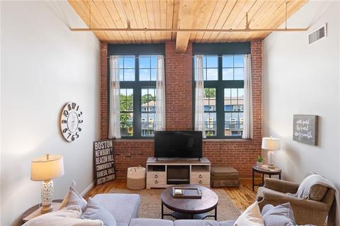63 Blakeley St #201, Woonsocket, RI 02895 photo 4