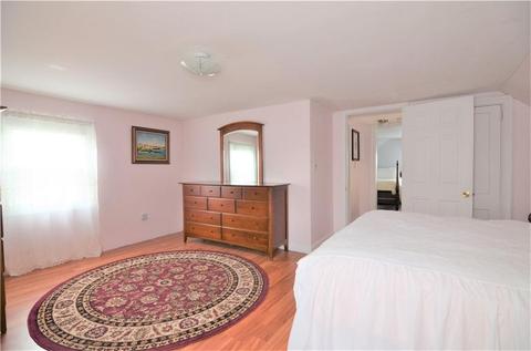 32 Maplehurst Ave, Warwick, RI 02889 photo 18