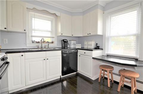 32 Maplehurst Ave, Warwick, RI 02889 photo 11