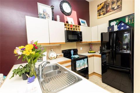 945 Halifax Dr, Warwick, RI 02886 photo 9