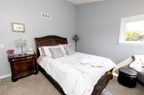 945 Halifax Dr, Warwick, RI 02886 photo 12