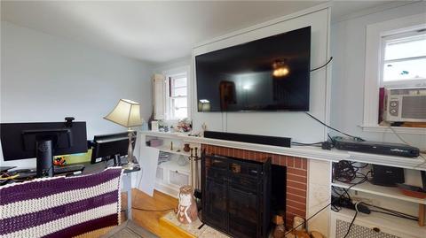 25 Cavalcade Blvd, Warwick, RI 02889 photo 6