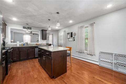 26 Lincoln St, Woonsocket, RI 02895 photo 10