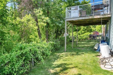 26 Lincoln St, Woonsocket, RI 02895 photo 7