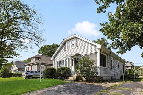 203 Milton Rd, Warwick, RI 02888 photo 1
