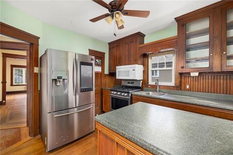 203 Milton Rd, Warwick, RI 02888 photo 5