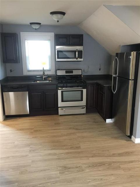 125 Rathbun St, Woonsocket, RI 02895 photo 4