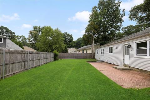 135 Edmond Dr, Warwick, RI 02886 photo 33