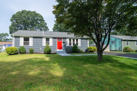 79 Palace Ave, Warwick, RI 02886 photo 3