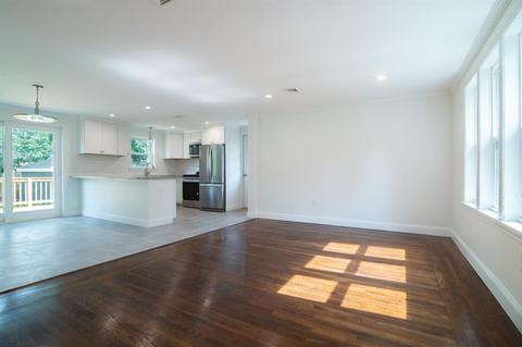 79 Palace Ave, Warwick, RI 02886 photo 6