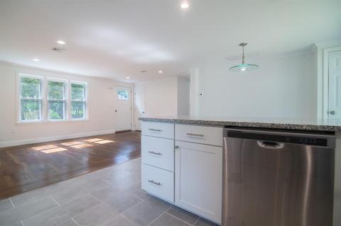 79 Palace Ave, Warwick, RI 02886 photo 9