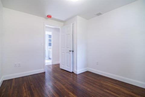 79 Palace Ave, Warwick, RI 02886 photo 17
