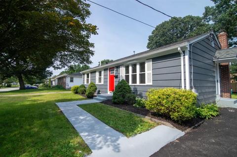 79 Palace Ave, Warwick, RI 02886 photo 2