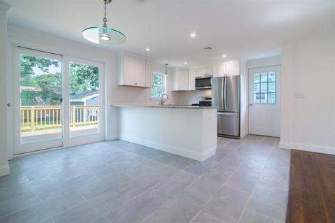 79 Palace Ave, Warwick, RI 02886 photo 12