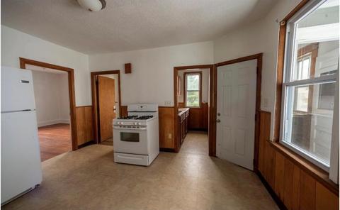720 Providence St, Woonsocket, RI 02895 photo 11