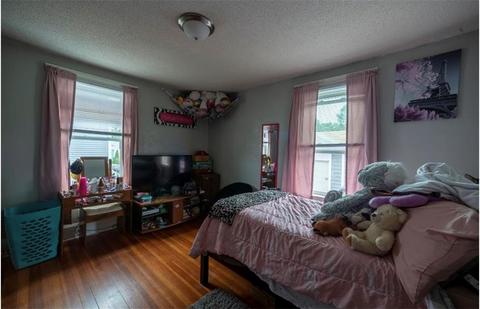 720 Providence St, Woonsocket, RI 02895 photo 7