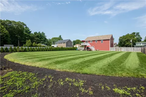 8 Kurts Pl, Taunton, MA 02780 photo 10