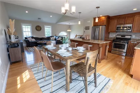 8 Kurts Pl, Taunton, MA 02780 photo 24