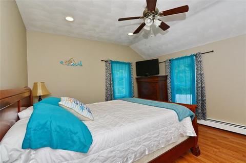 134 Pender Ave, Warwick, RI 02889 photo 27