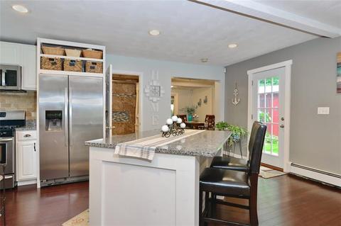 134 Pender Ave, Warwick, RI 02889 photo 12