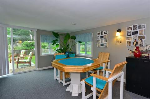 134 Pender Ave, Warwick, RI 02889 photo 19