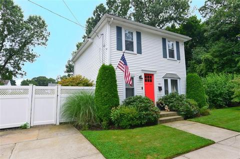 134 Pender Ave, Warwick, RI 02889 photo 2