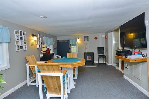 134 Pender Ave, Warwick, RI 02889 photo 21