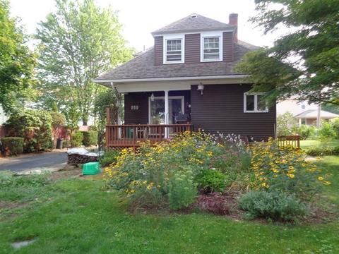 59 Jackson St, Warwick, RI 02888 photo 4
