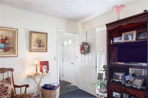 21 William St, Bristol, RI 02809 photo 3