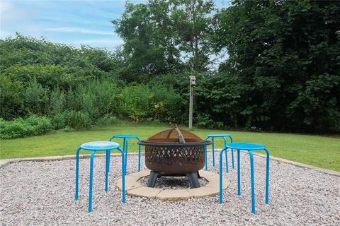 10 Wall St, Westerly, RI 02891 photo 3