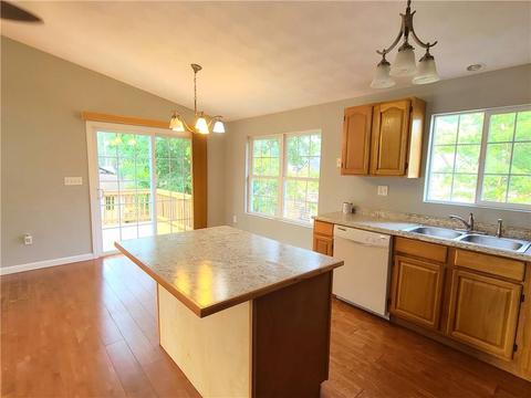 164 Lloyd Ave, Warwick, RI 02889 photo 4