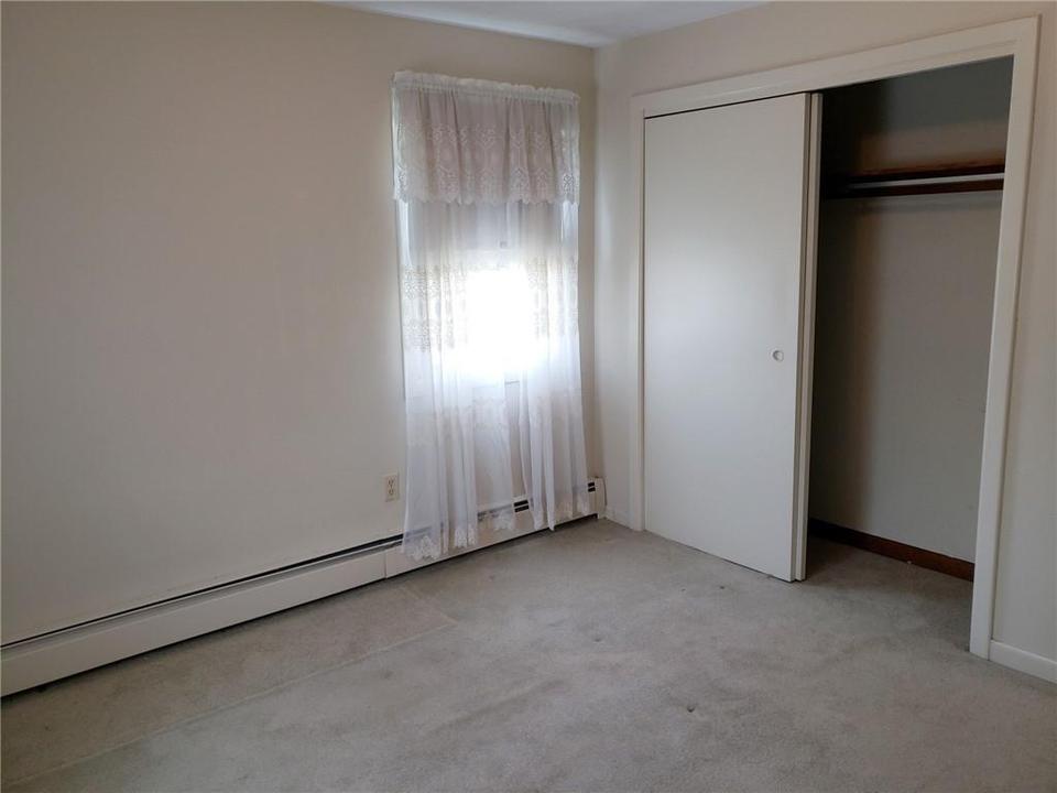  74 Marlow St, Cranston, RI 02920 photo 15